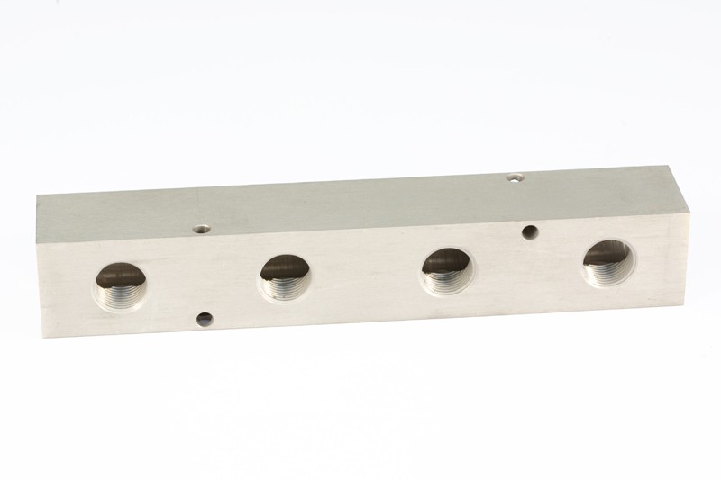 Distribuidor inox. de 4s/4e 1/2"