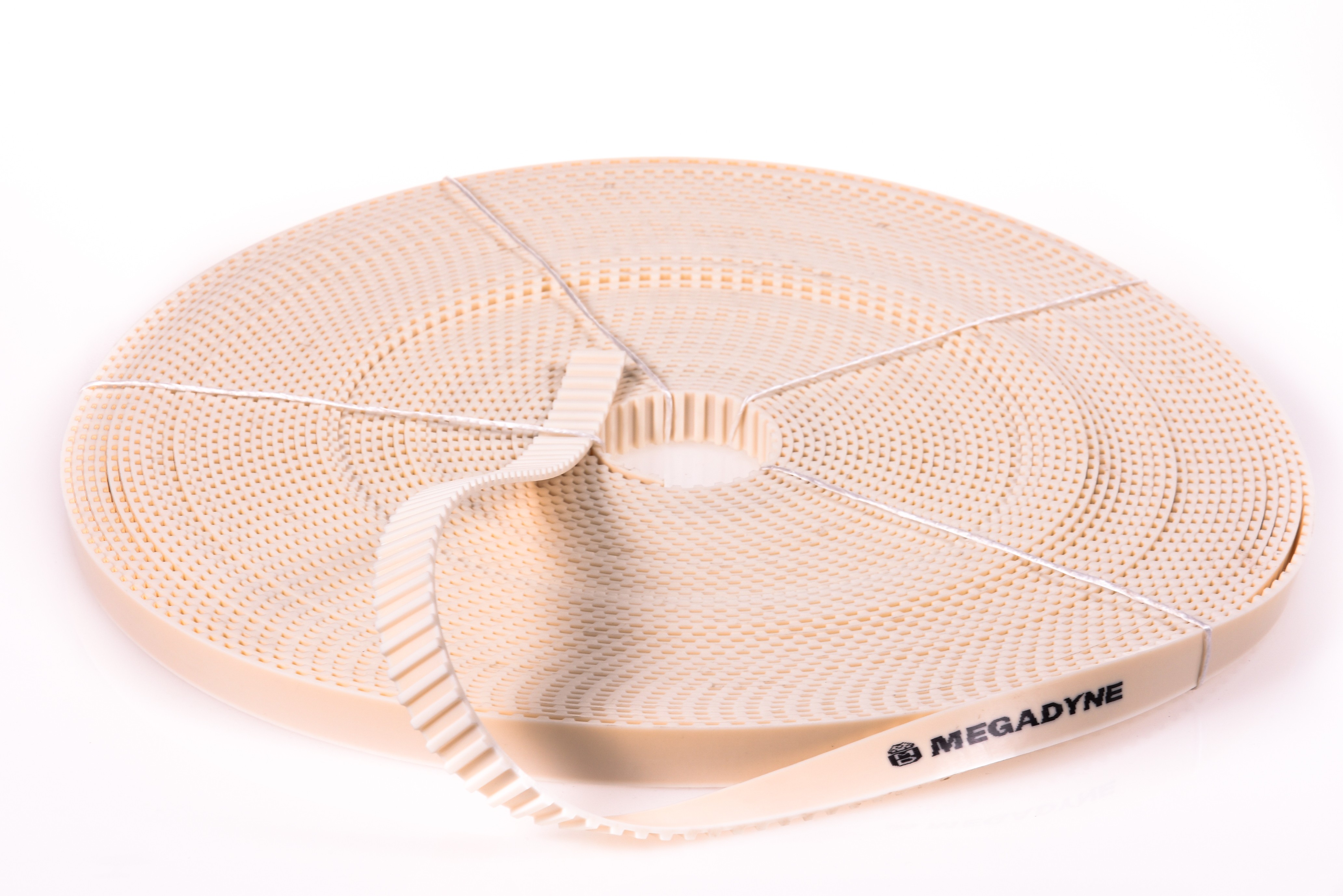 Correa dentada T10,Poliuretano con filamentos de kevlar